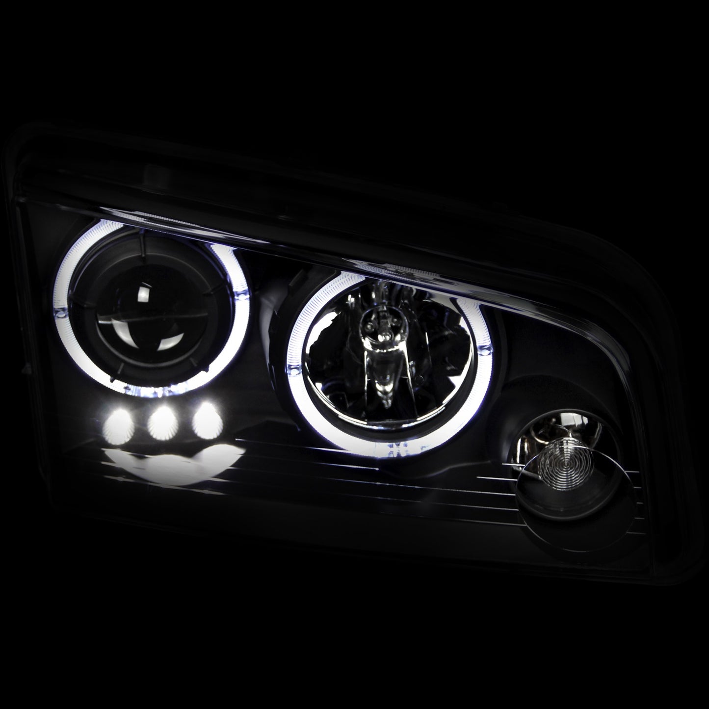 ANZO USA - Projector Headlight Set W/Halo - 121381